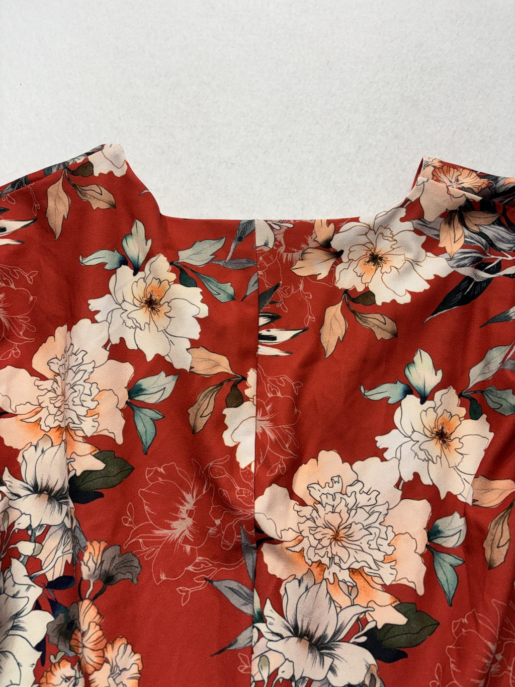 City Chic Blouse Womens 20 Red Floral V Neck Short Sleeve Peplum Top Tie Waist