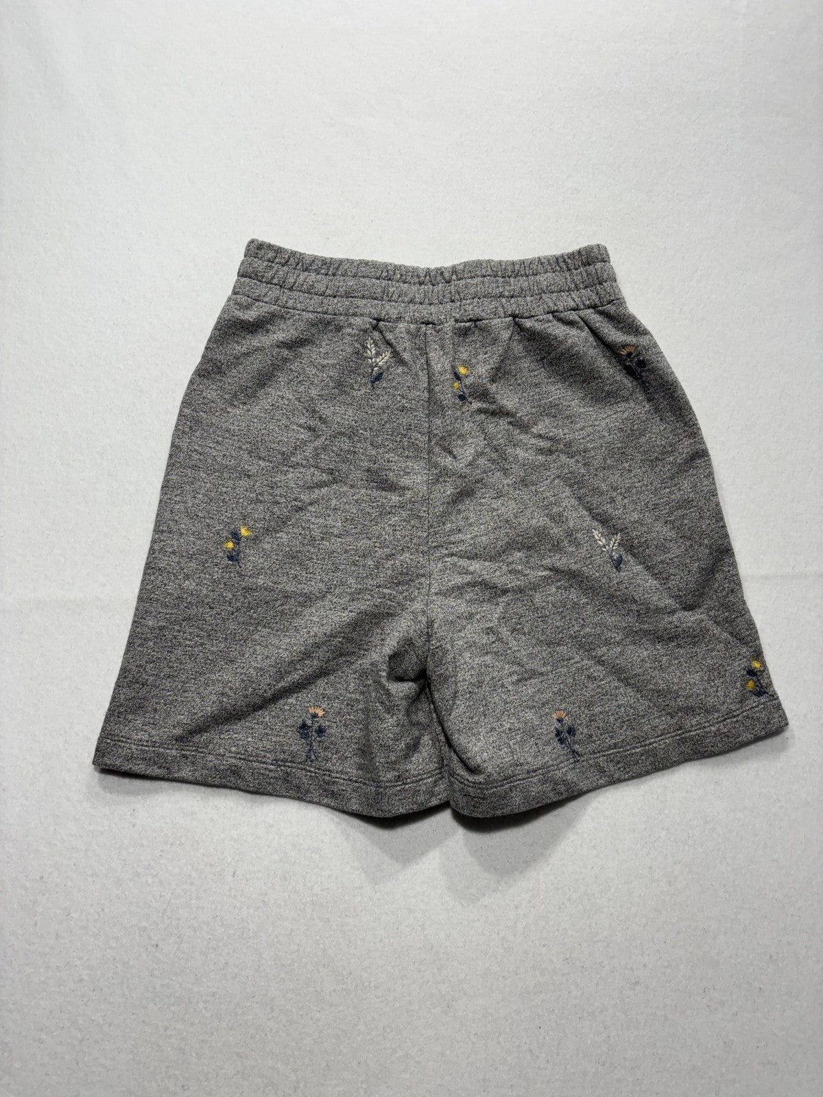 AG Sweat Shorts Womens Small Gray Embroidered Floral Knit Casual Elastic Waist
