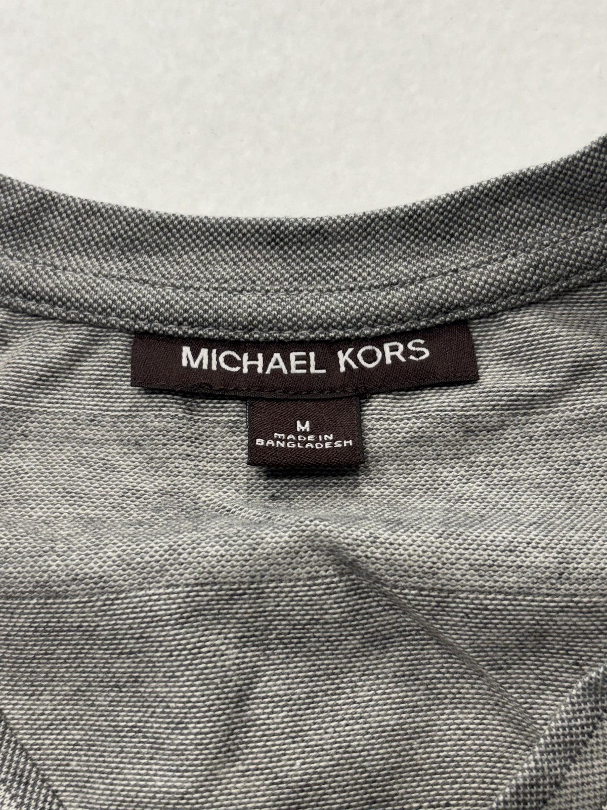 Michael Kors Shirt Mens Medium Gray Striped V Neck Cotton Short Sleeve Logo Tee
