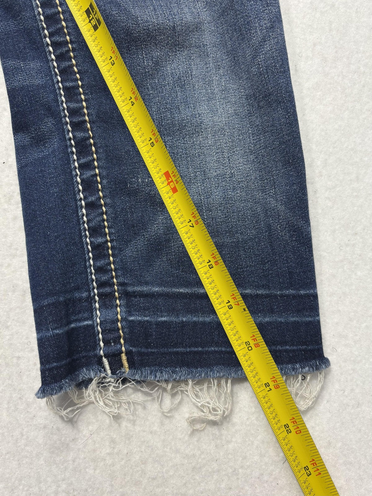 Miss Me Jeans Womens 27 Blue Wash Low Rise Signature Capri Embellished 27x21