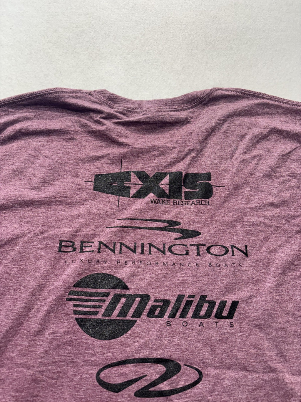 Gildan Shirt Mens XL Purple Team SMG Boats Axis Bennington Malibu Graphic Tee