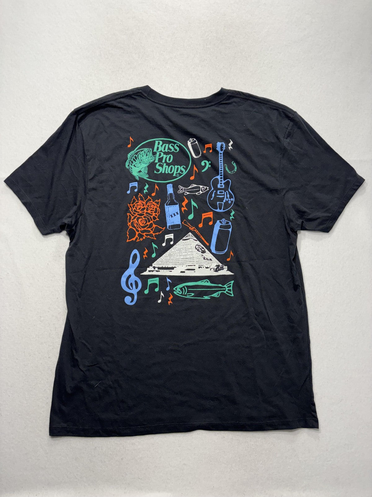 Bass Pro Shops Shirt Mens XL Black Memphis Pyramid Graphic Tee Fishing Music