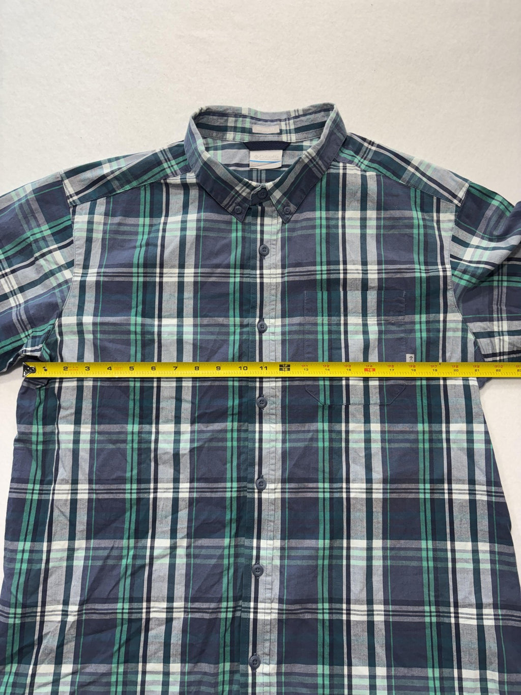 Columbia Shirt Mens Large Blue Green Plaid Short Sleeve Button Up Casual Stretch