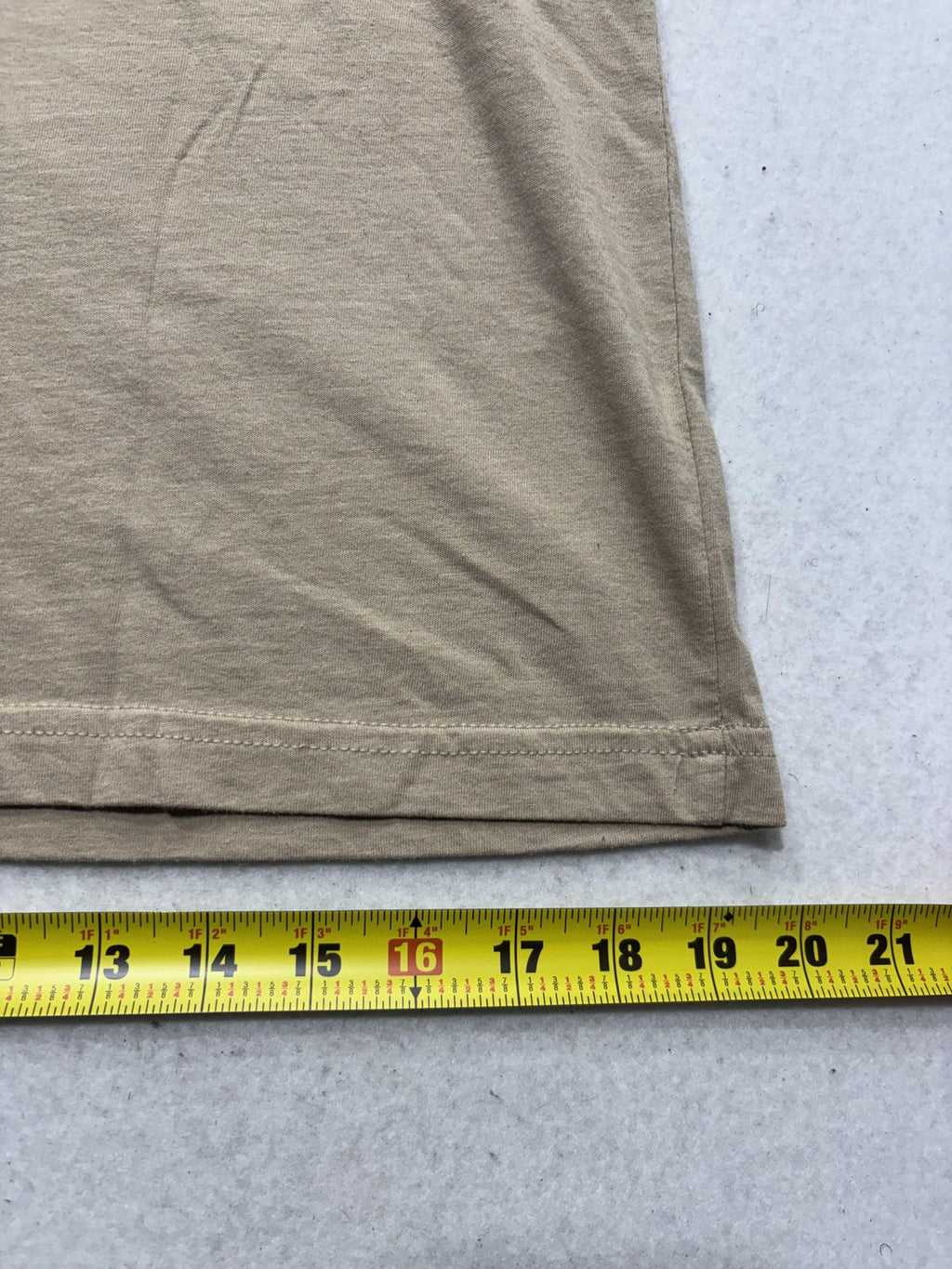 Bella + Canvas Shirt Mens Medium Beige Crew Neck Short Sleeve Basic Tee Casual