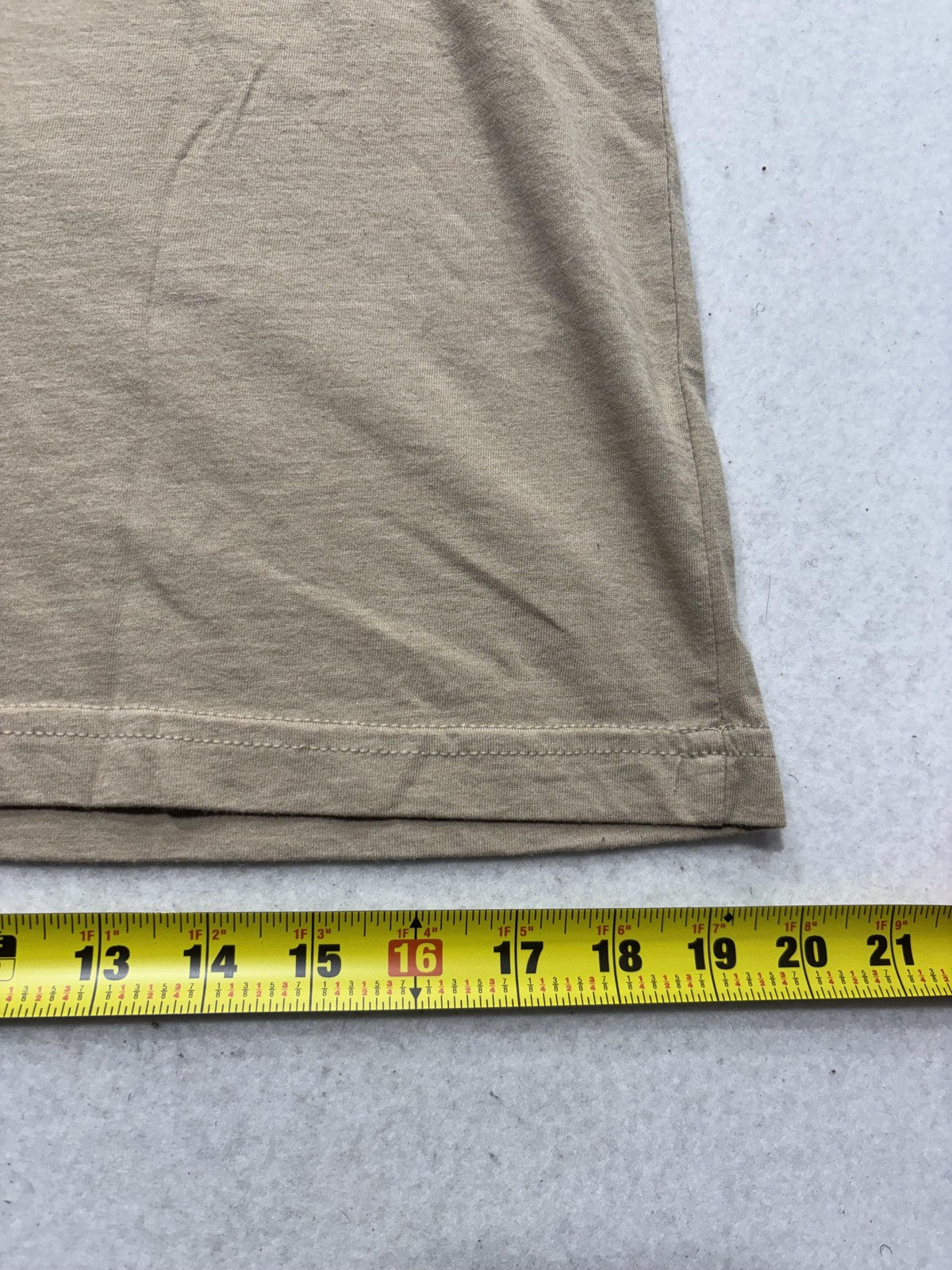 Bella + Canvas Shirt Mens Medium Beige Crew Neck Short Sleeve Basic Tee Casual