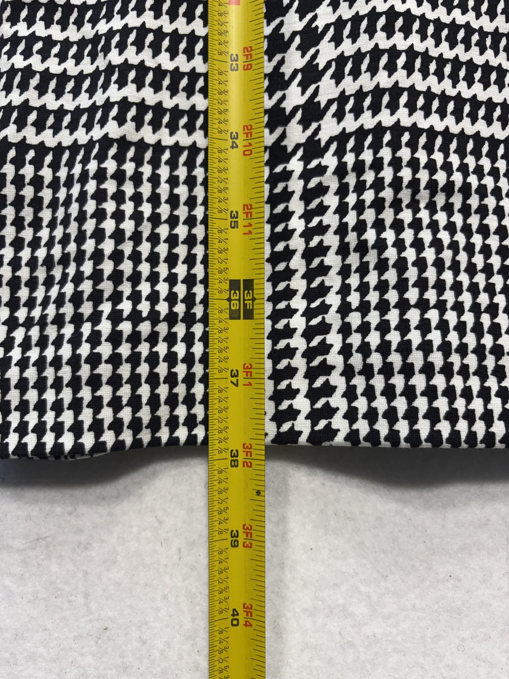 Talbots Dress Womens 14 Black Houndstooth Boat Neck 3/4 Bell Sleeve Sheath Knit
