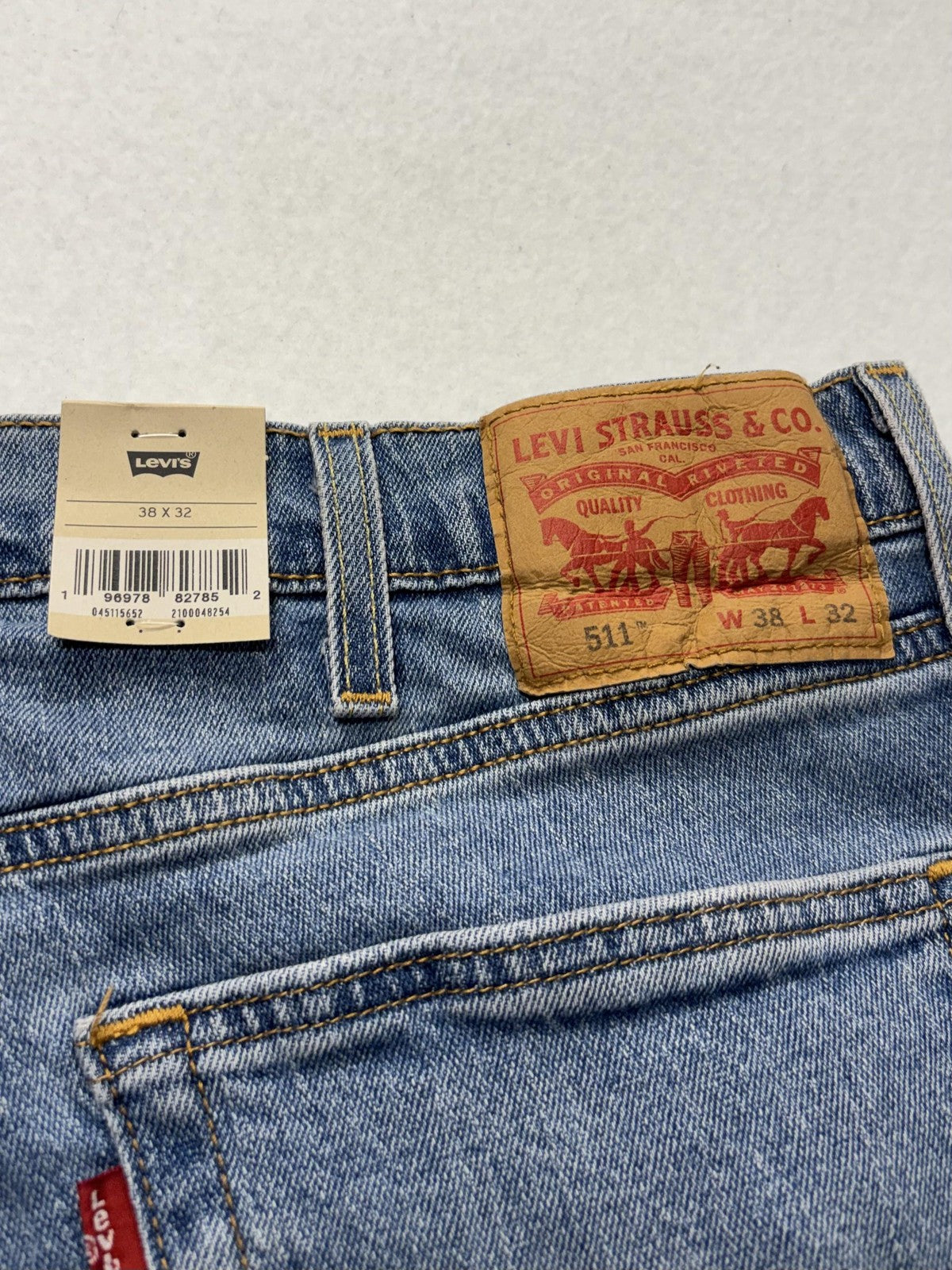 Levi's 511 Slim Jeans Mens 38x32 Blue Medium Wash Straight Leg Stretch Denim