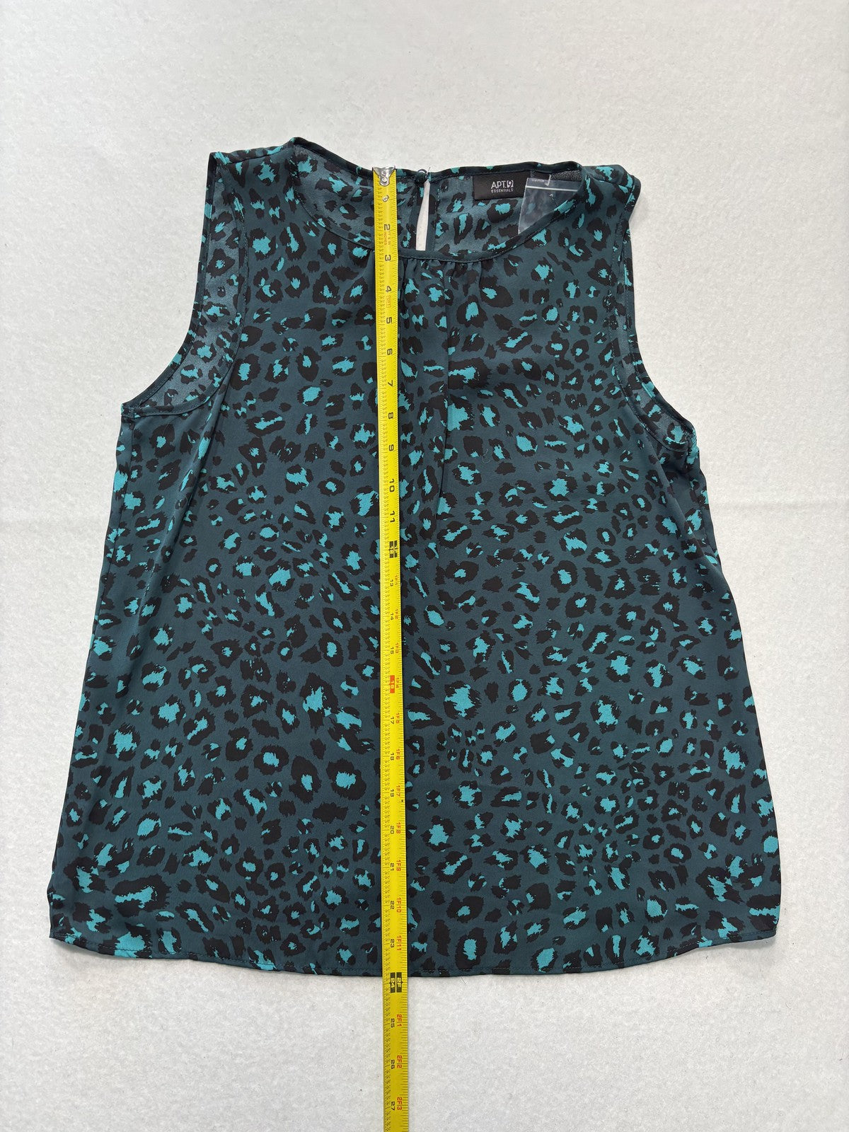 Apt. 9 Blouse Womens Medium Green Leopard Print Shirred Neck Sleeveless Top