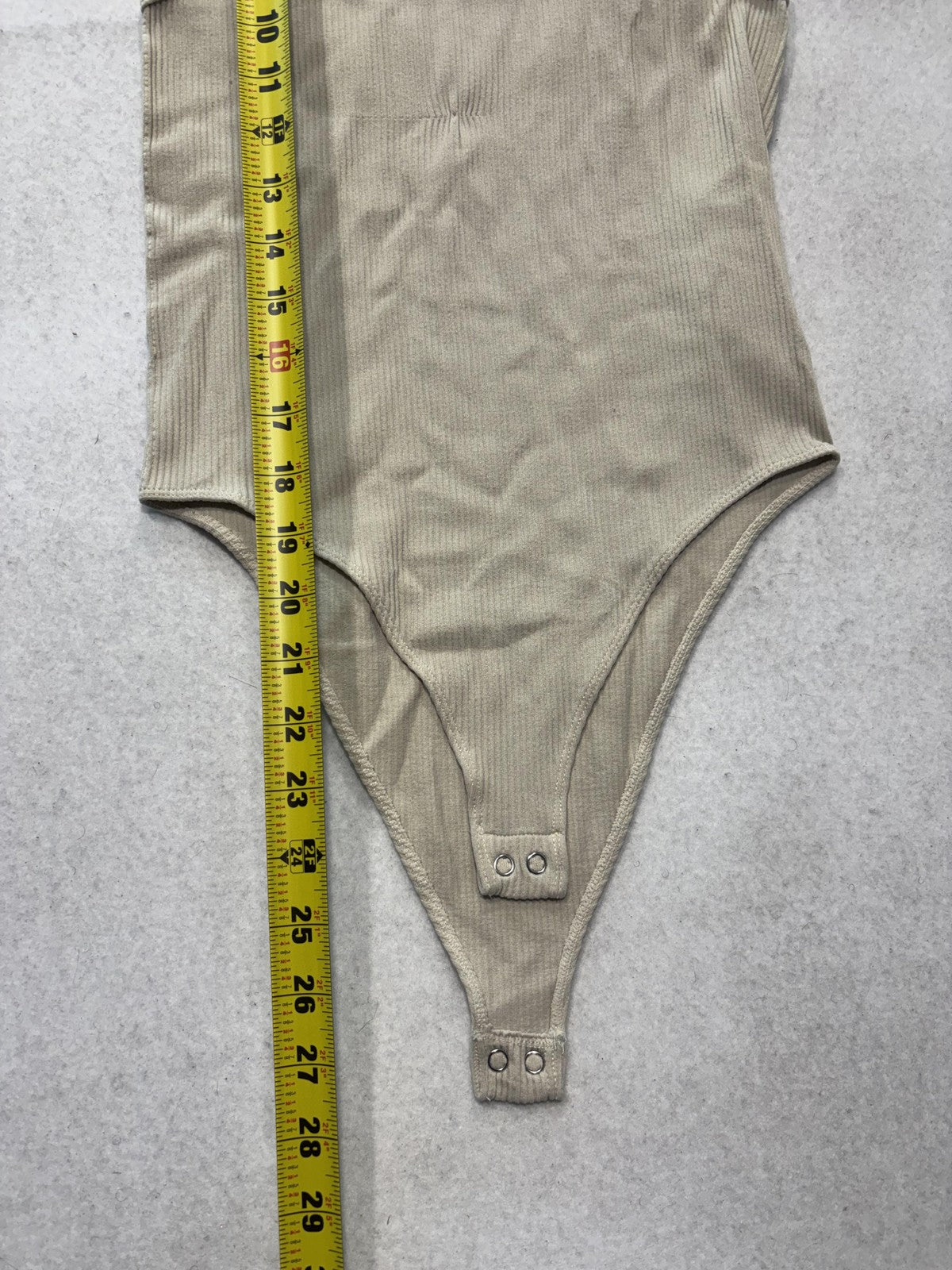 Love Charm Womens Medium Beige Ribbed Knit Tank Bodysuit Racerback Snap 8371JN