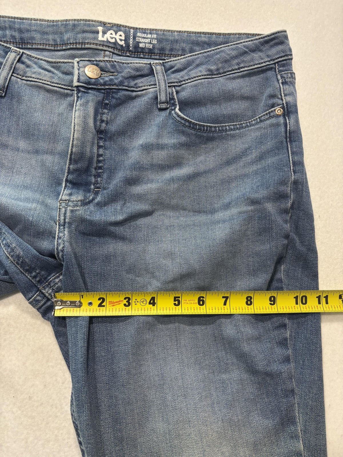 Lee Jeans Womens 16P Blue Medium Wash Mid Rise Straight Regular Stretch 34x29