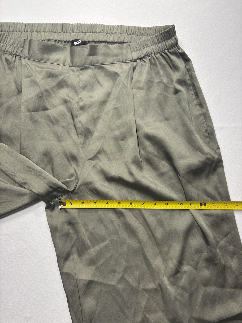 DKNY Pants Womens XL Green Satin Cropped Wide Leg Elastic Waist Pull On Culotte