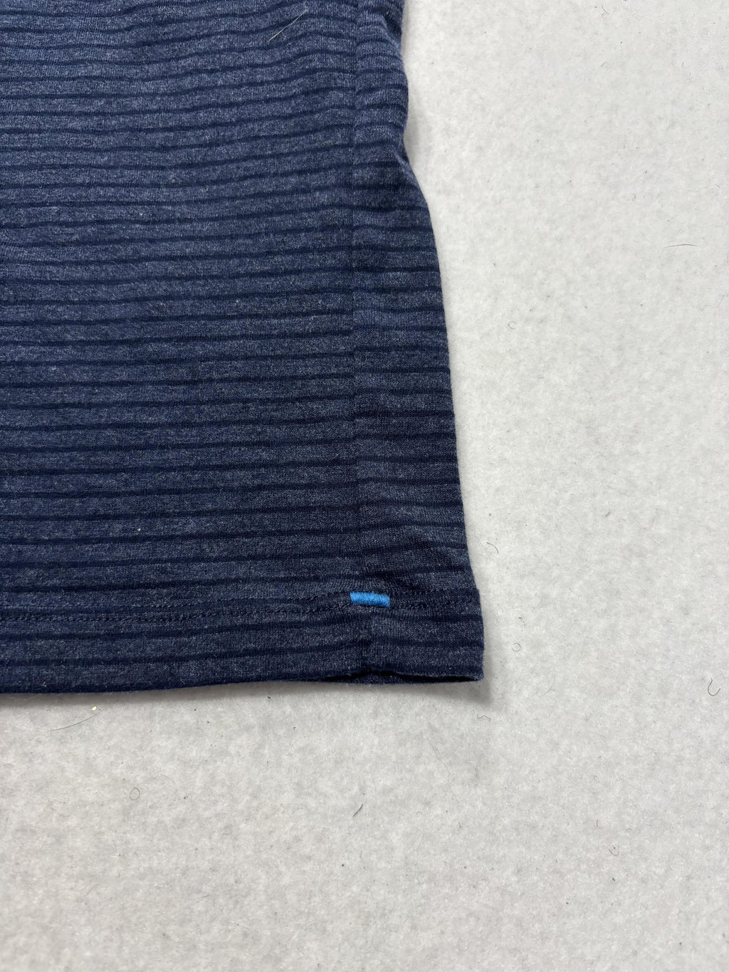 Columbia Shirt Mens Large Blue Striped Crew Neck Short Sleeve Logo Tee Casual