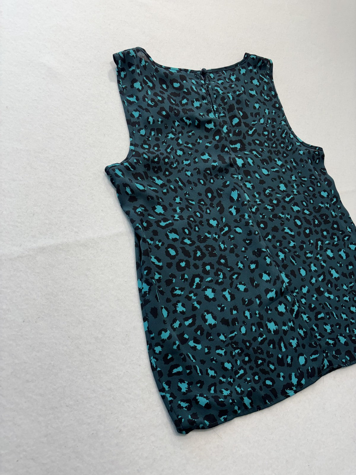 Apt. 9 Blouse Womens Medium Green Leopard Print Shirred Neck Sleeveless Top