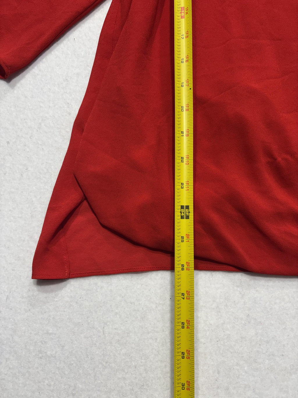 MICHAEL Michael Kors Blouse Womens Medium Red Sequin Neck 3/4 Sleeve Tunic Top