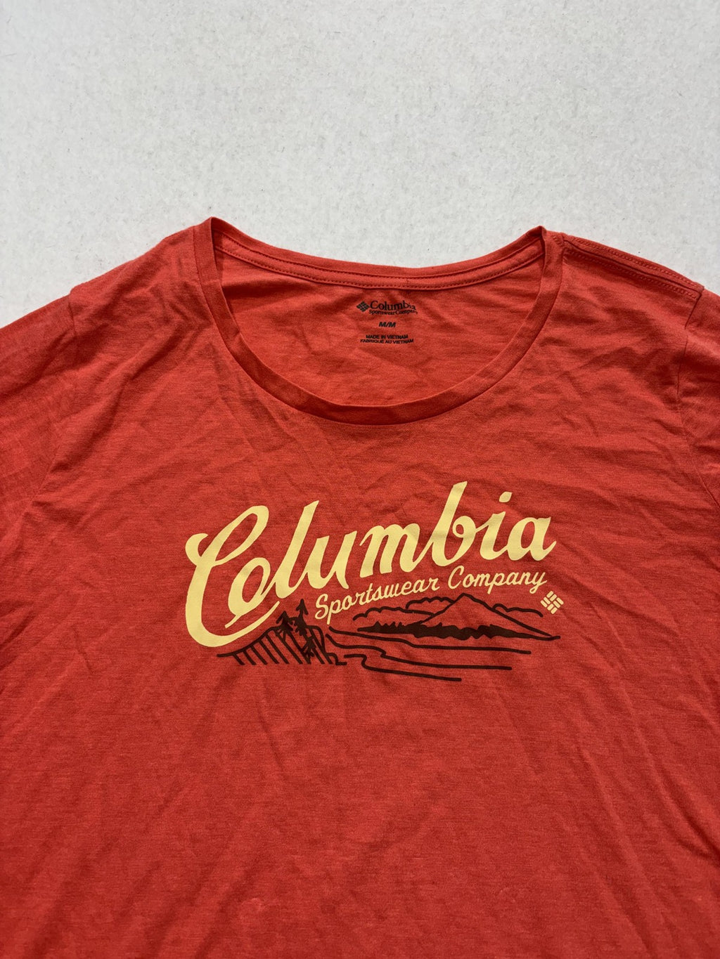 Columbia Shirt Womens Medium Orange Scoop Neck Short Sleeve Graphic Logo Tee