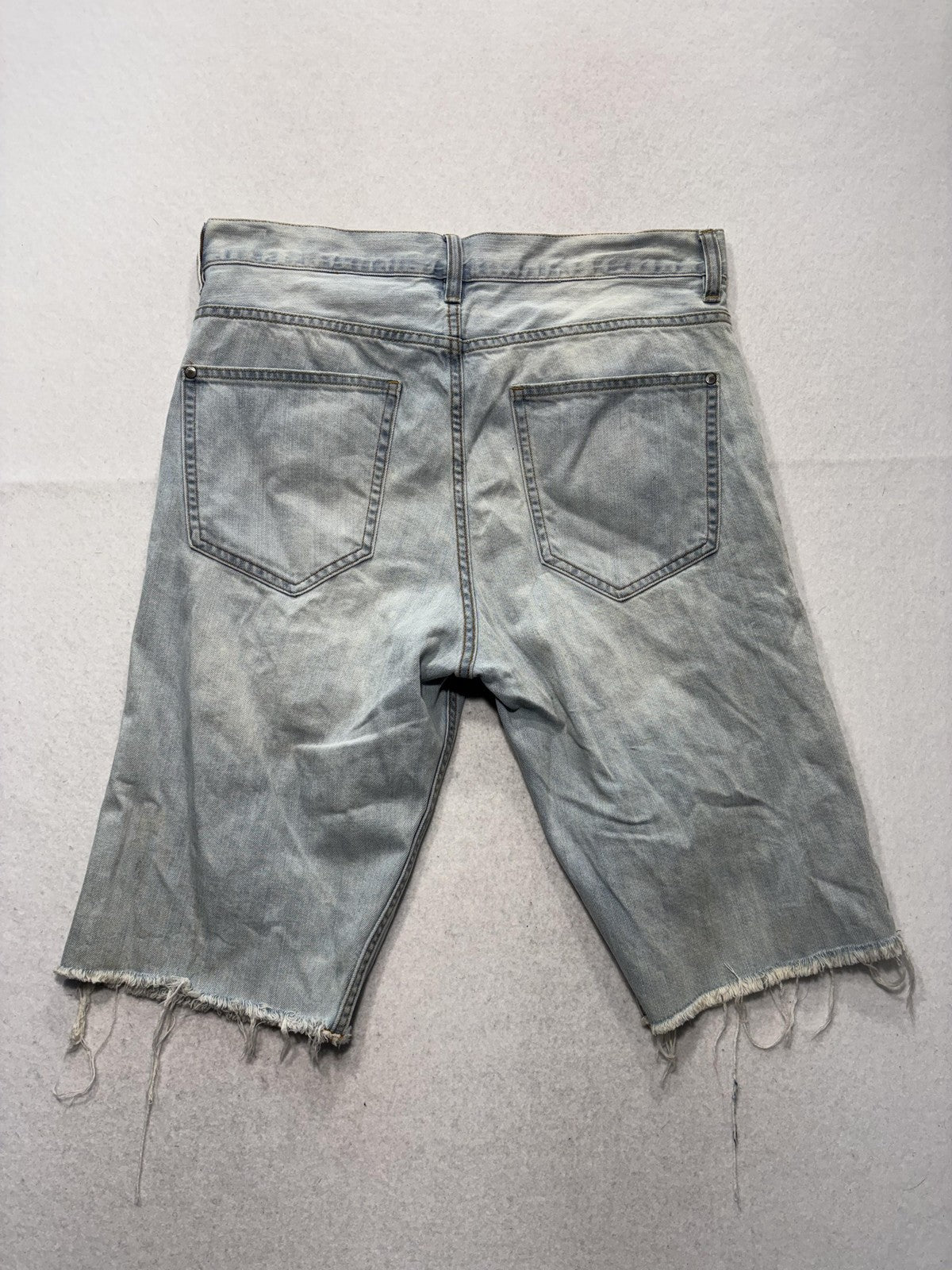 H&M Bermuda Shorts Mens 32 Blue Denim 12" Inseam Distressed Cut Off Frayed Hem