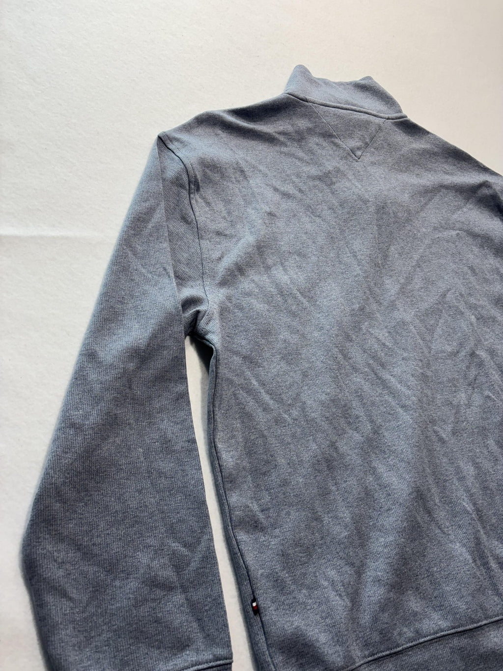 Tommy Hilfiger Sweatshirt Mens Medium Gray 1/4 Zip Mock Neck Pullover Logo