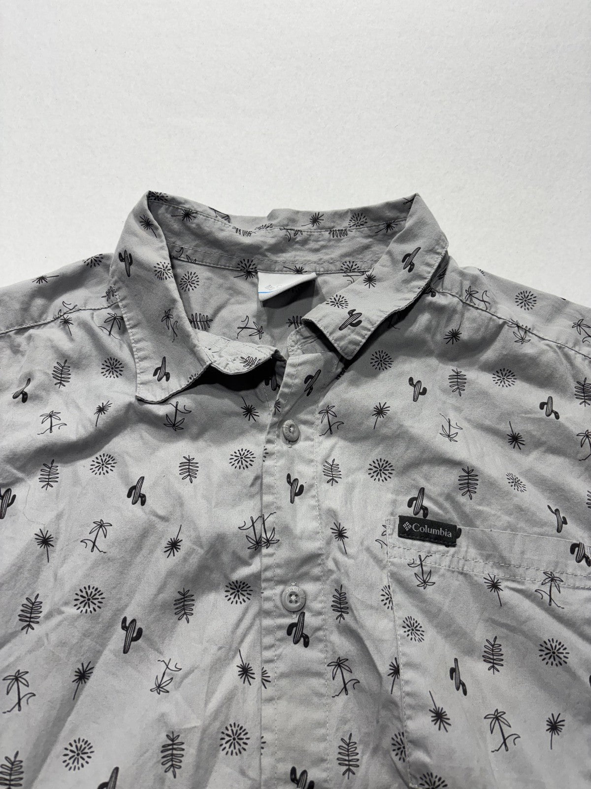Columbia Shirt Mens Large Gray Desert Print Short Sleeve Button Up Cotton Casual