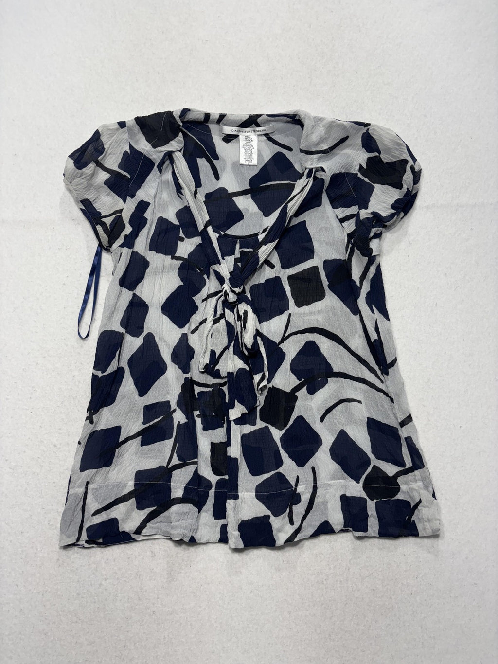 Diane Von Furstenberg Blouse Womens 0 Blue Silk Geometric V Neck Tie Tunic Top