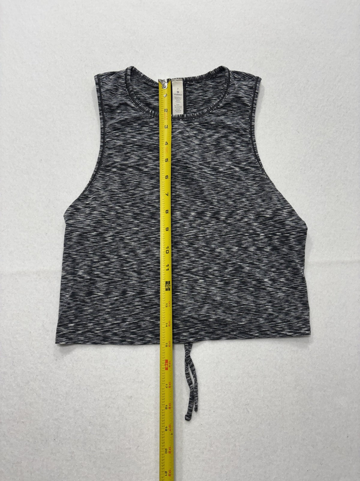 Lululemon Tank Womens 2 Gray Cropped Tie Hem Sleeveless Athletic Top Workout