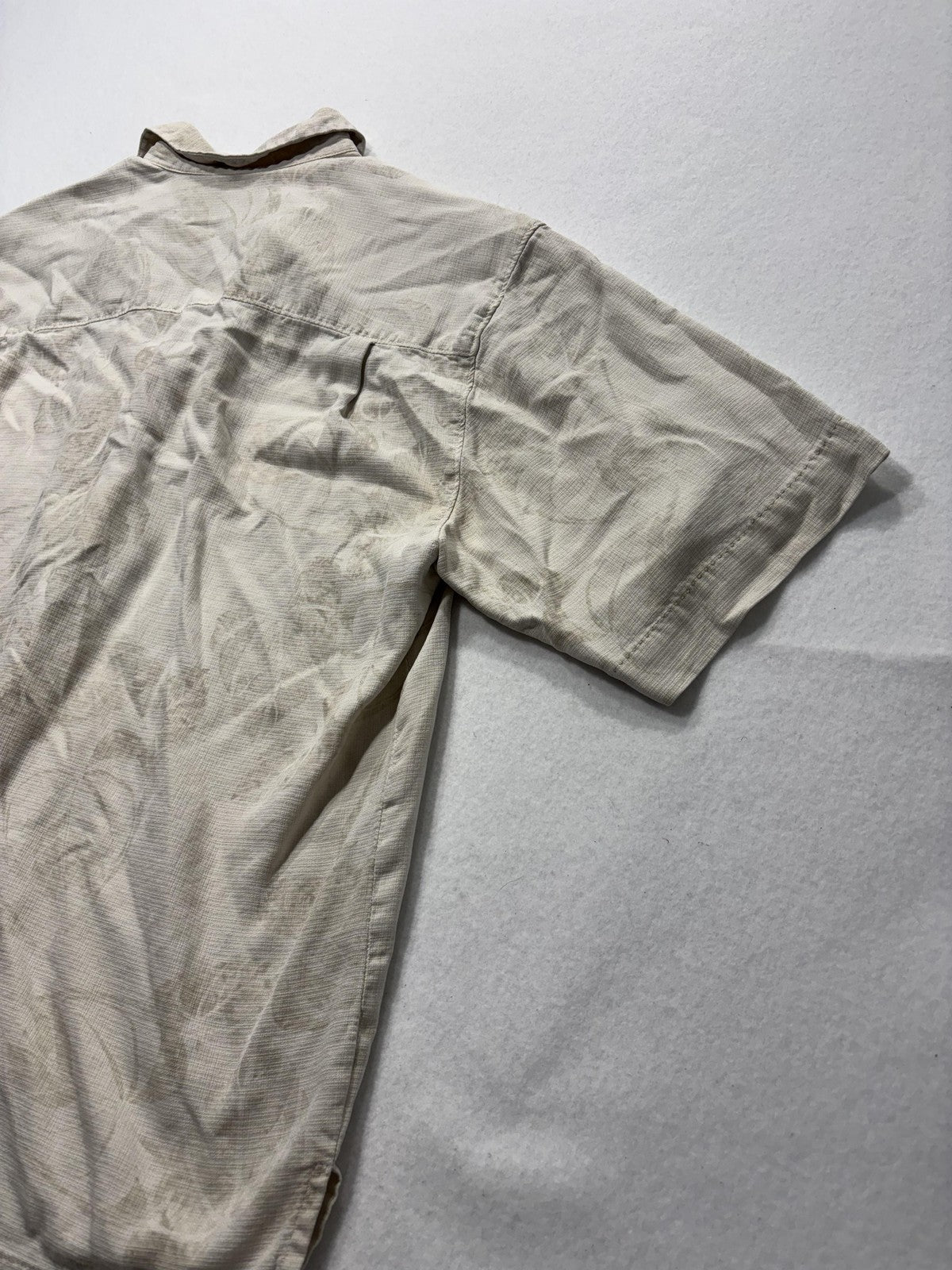 Tommy Bahama Shirt Mens Medium Beige Floral Silk Short Sleeve Button Up Tropical