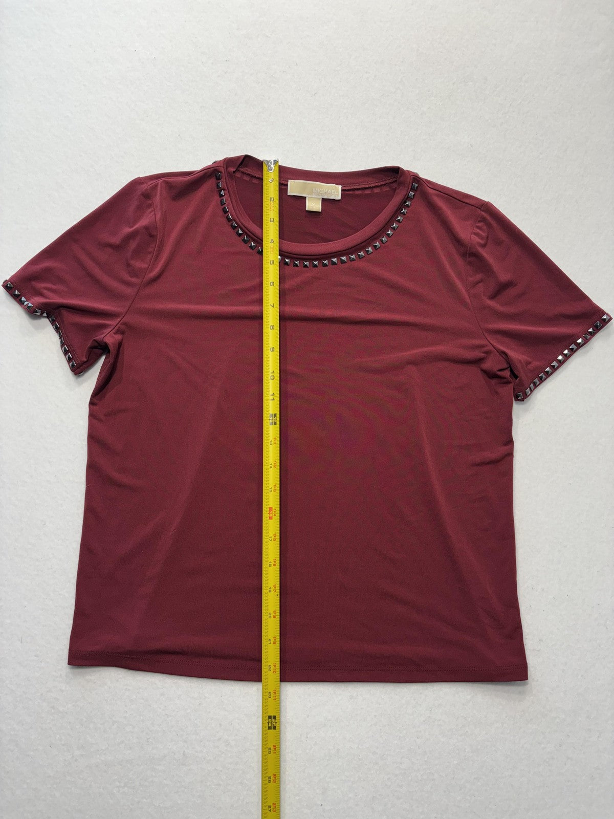 MICHAEL Michael Kors Top Womens Medium Red Studded Crew Neck Short Sleeve Tee