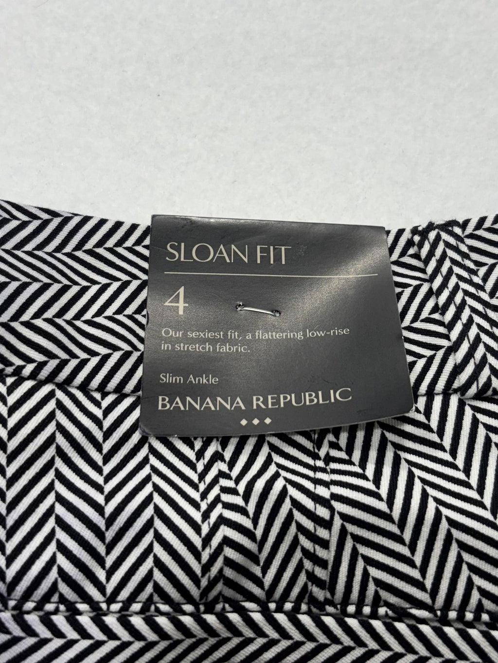 Banana Republic Dress Pants Womens 4 Black White Herringbone Sloan Slim Ankle