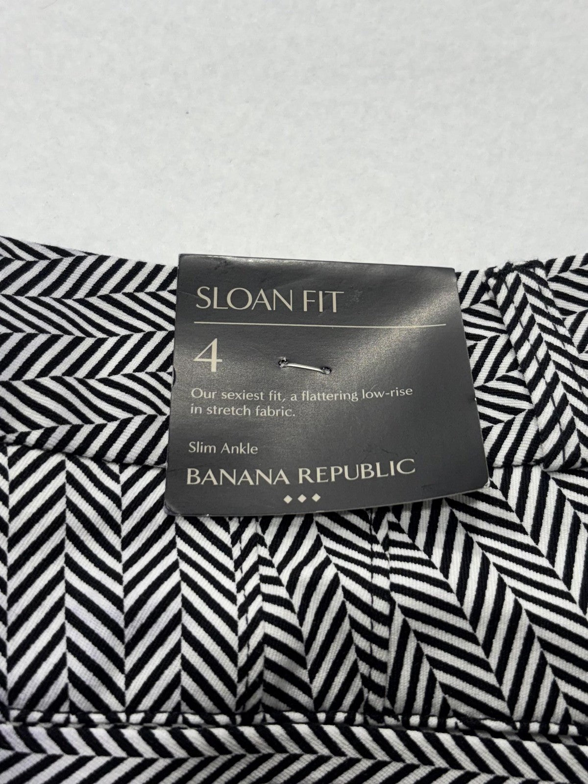 Banana Republic Dress Pants Womens 4 Black White Herringbone Sloan Slim Ankle