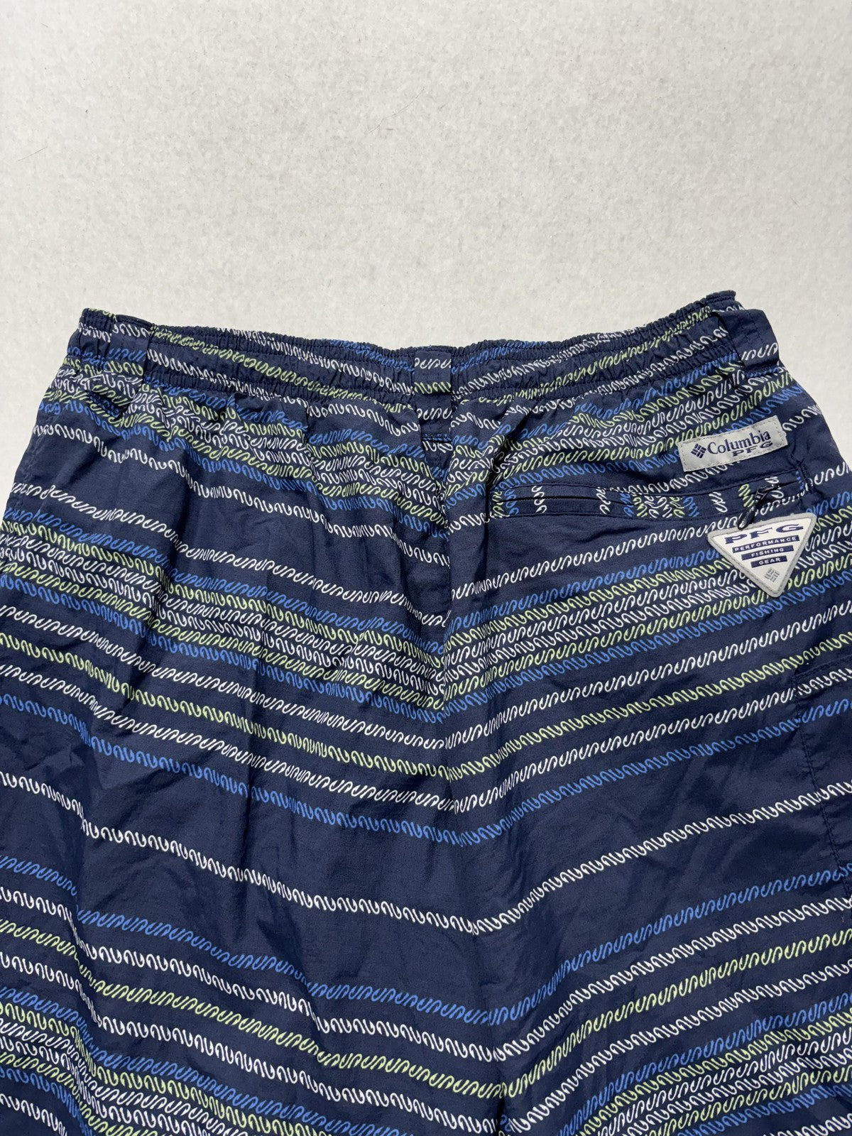 Columbia PFG Omni-Shade Swim Shorts Mens Medium Blue Stripe Fishing Lined