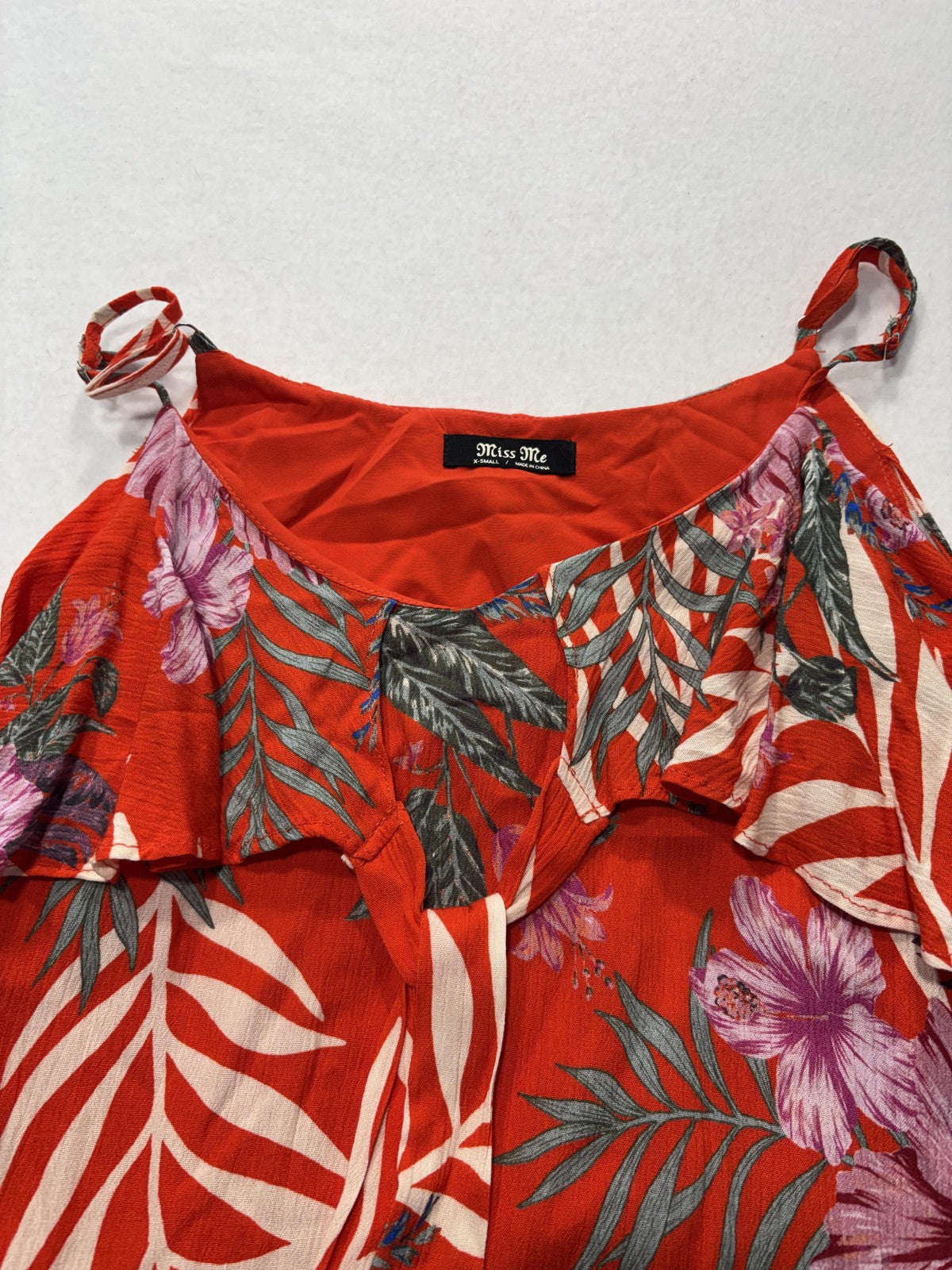 Miss Me Blouse Womens XS Red Floral Tropical Cold Shoulder Ruffle Strap Top