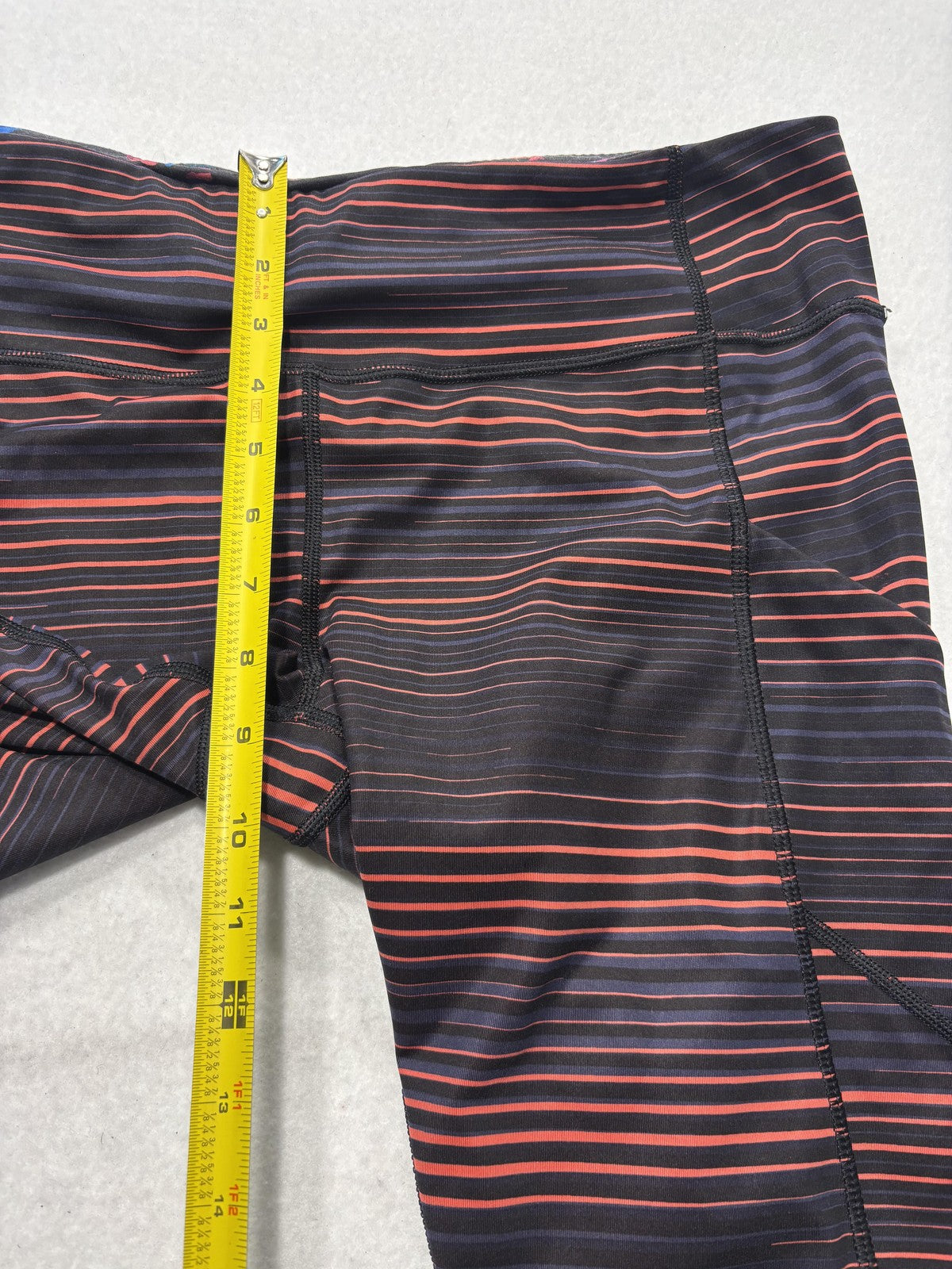 Lululemon Leggings Womens 10 Black Striped High Rise 28.5" Inseam Ankle Pockets