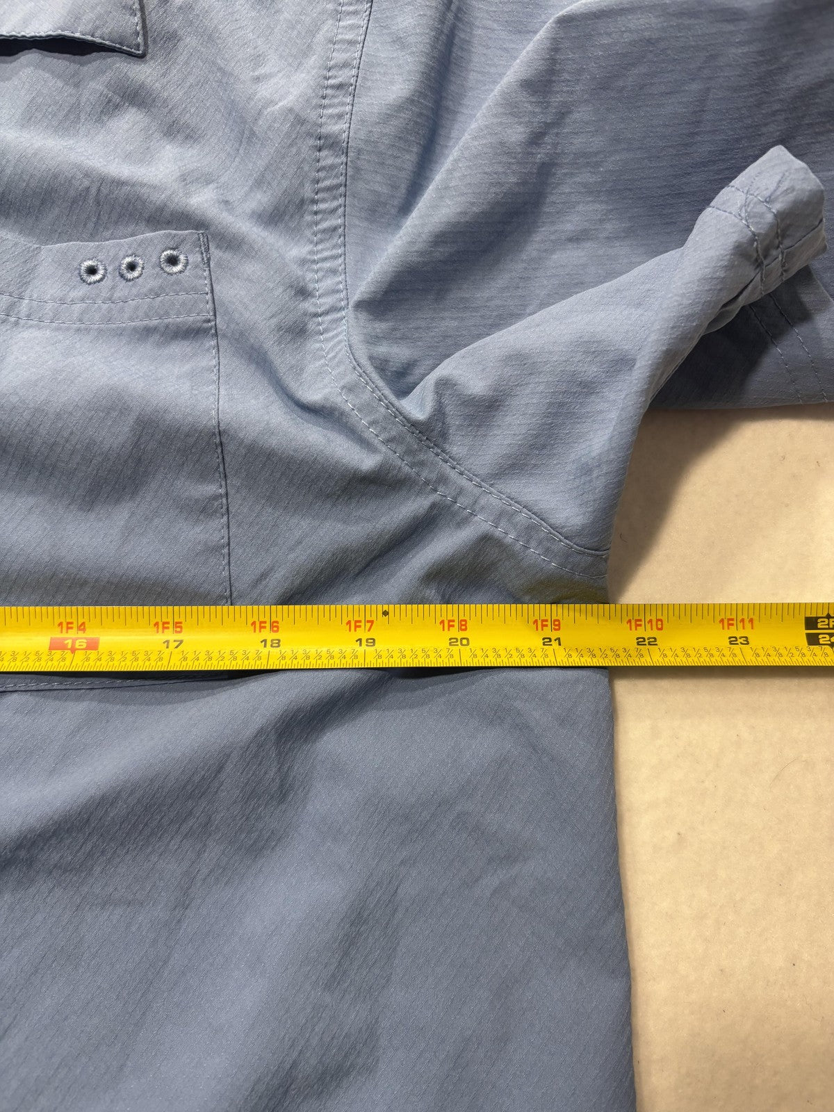 Columbia PFG Omni-Shade Mens Medium Blue Short Sleeve Fishing Shirt XM0692