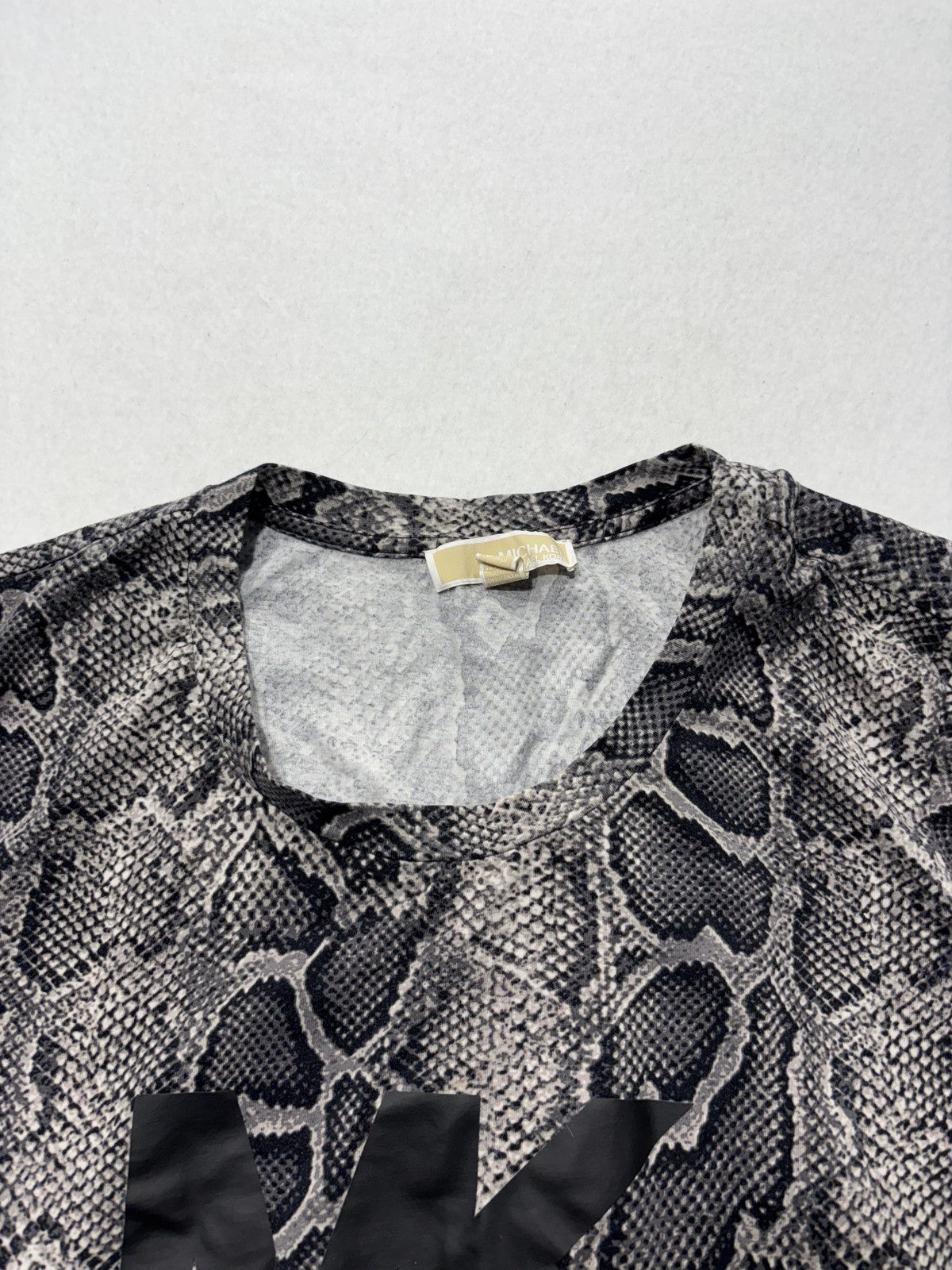 Michael Kors Shirt Womens 3X Gray Snake Print MK Logo Crew Neck Short Sleeve Tee