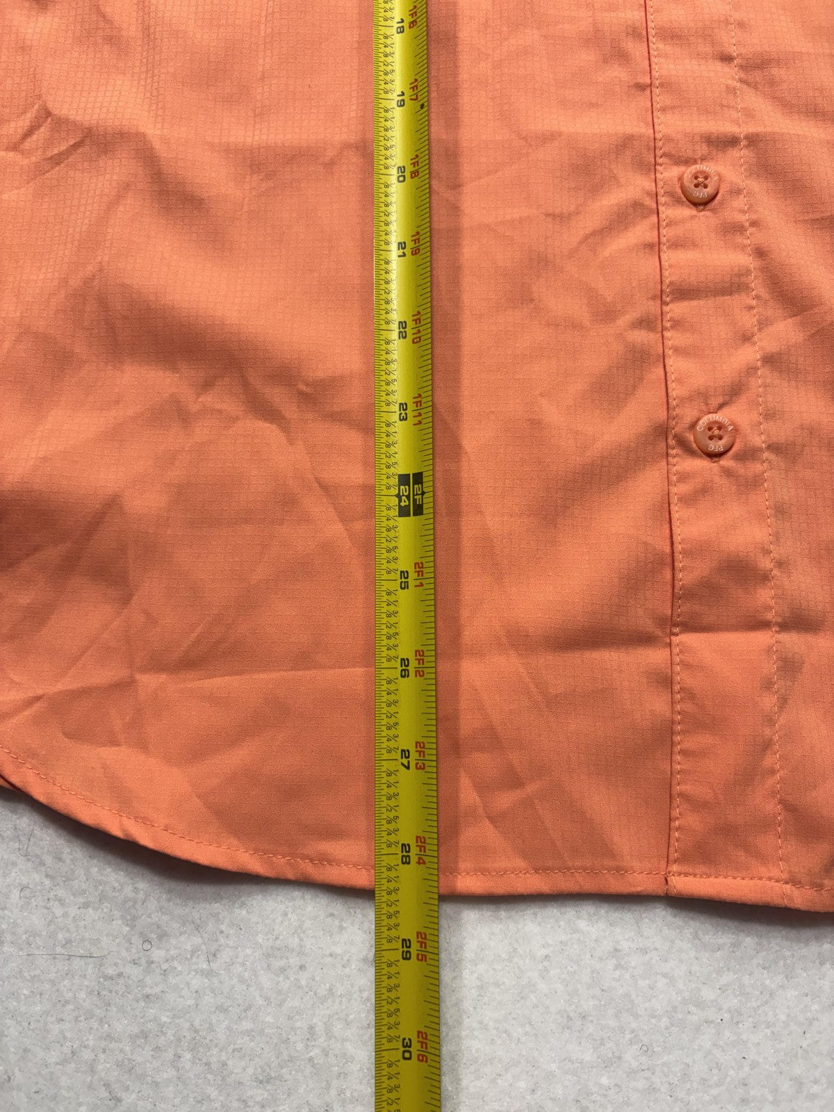 Columbia PFG Omni-Shade Shirt Mens Small Orange Short Sleeve Fishing Button Up