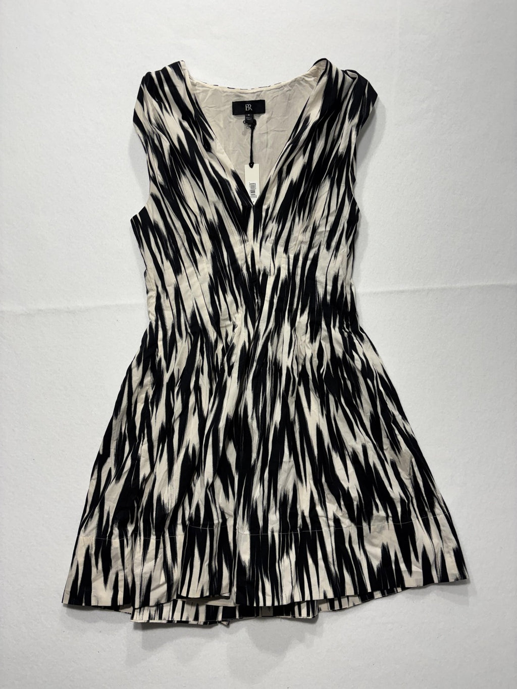 Banana Republic Dress Womens 8 Black White Abstract V Neck Sleeveless Fit Flare