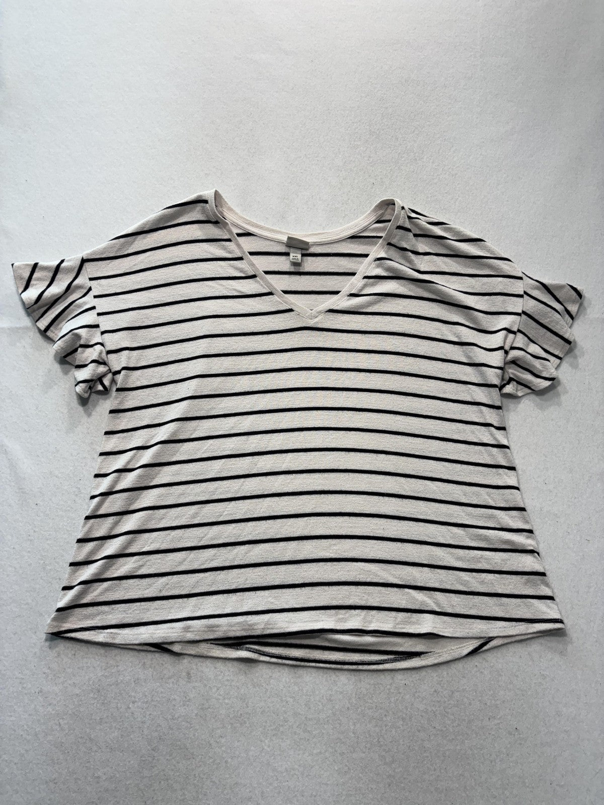 A New Day Shirt Womens 2XL White Black Striped V Neck Flutter Sleeve Tee Casual
