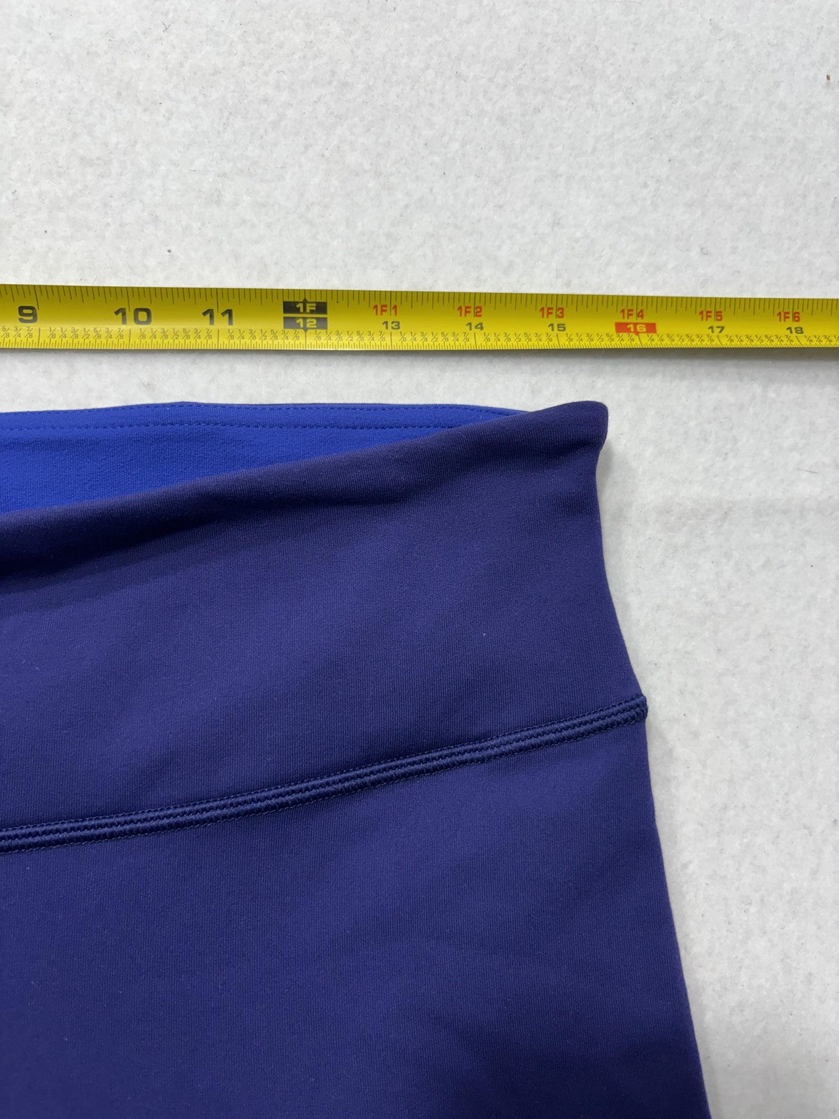 Lululemon Leggings Womens 10 Blue High Rise 22.5" Inseam Capri Yoga Stretch