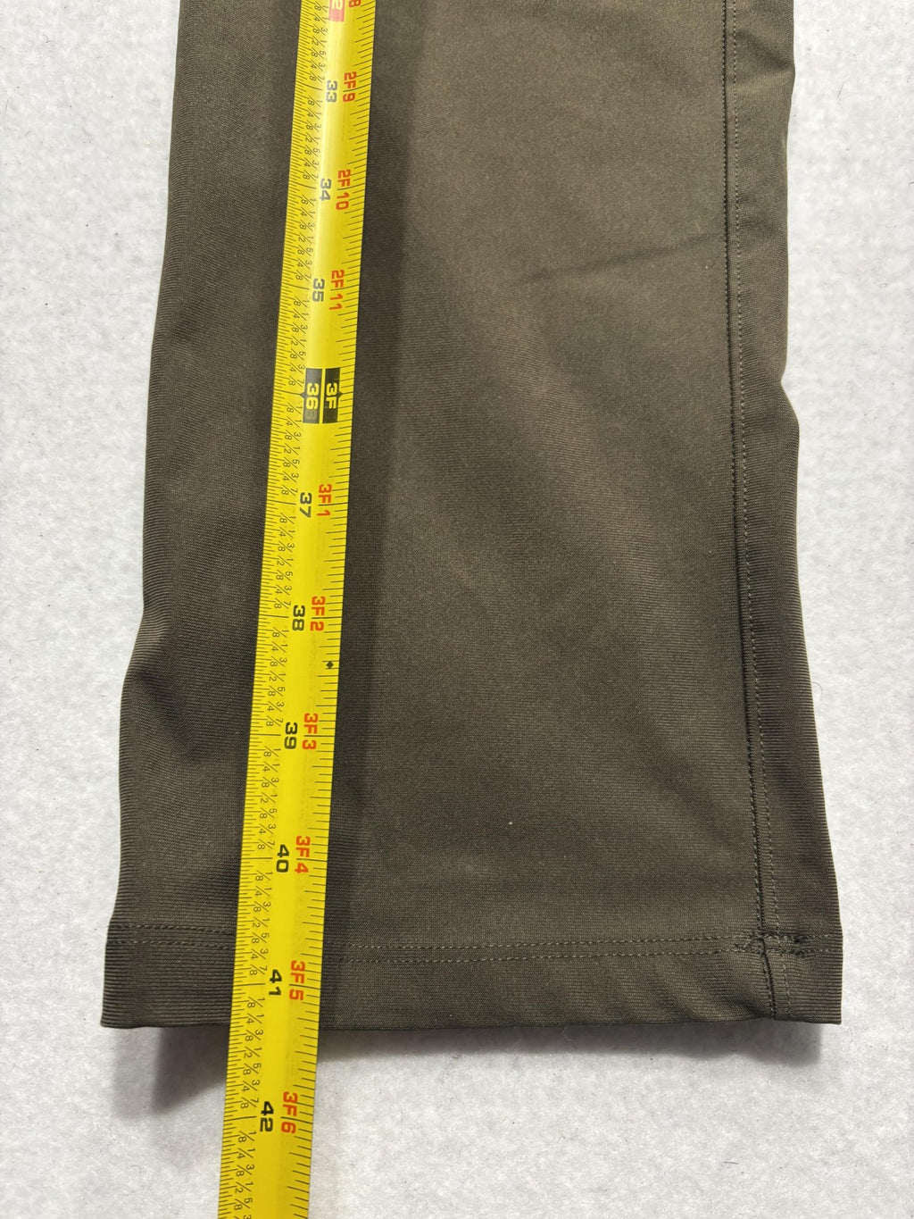 Lululemon Mens Chino Pants 31x32 Green Slim Straight Stretch Casual LM5AEYS