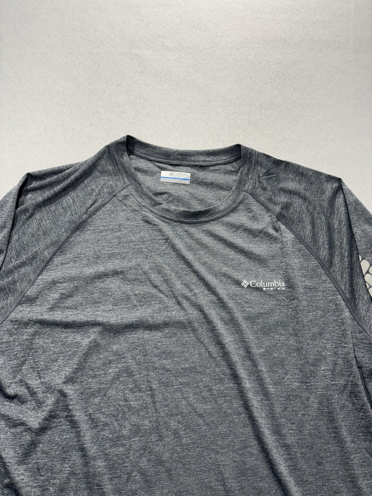 Columbia PFG Omni-Shade Shirt Mens XL Gray Long Sleeve Tee Fishing Lightweight