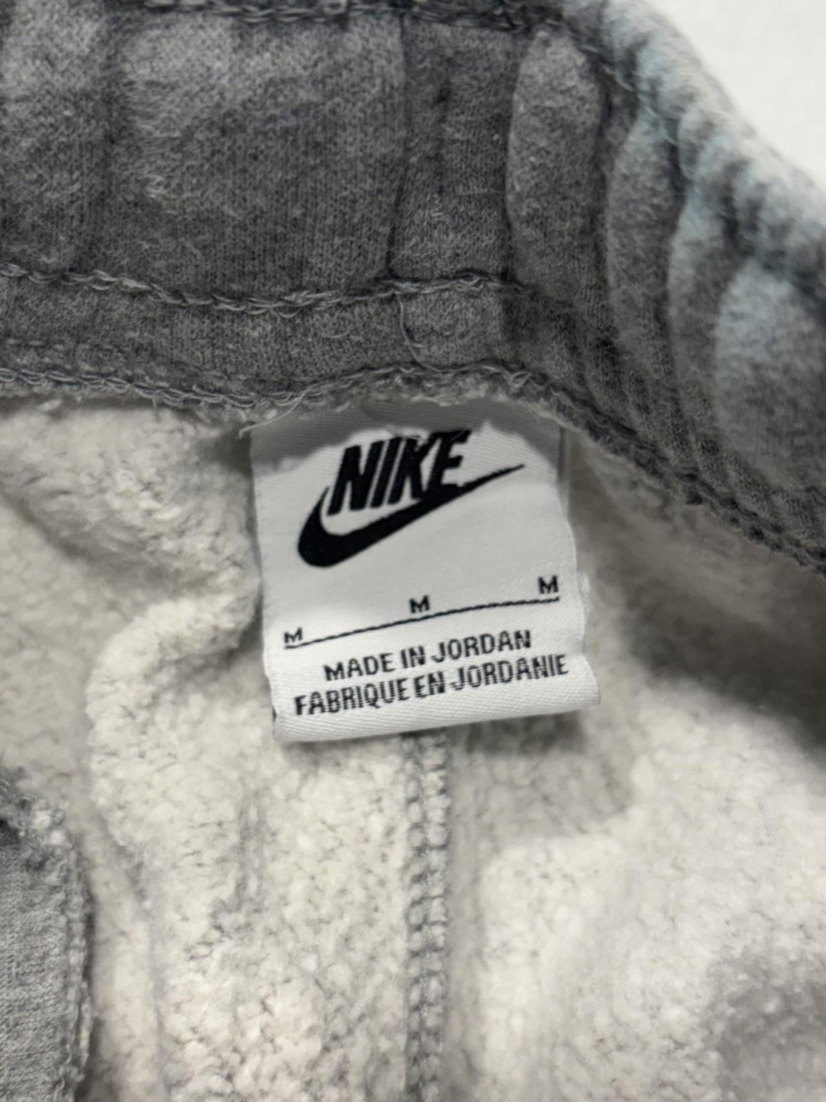 Nike Jogger Pants Mens Medium Gray Fleece Elastic Waist Tapered Athletic Pockets
