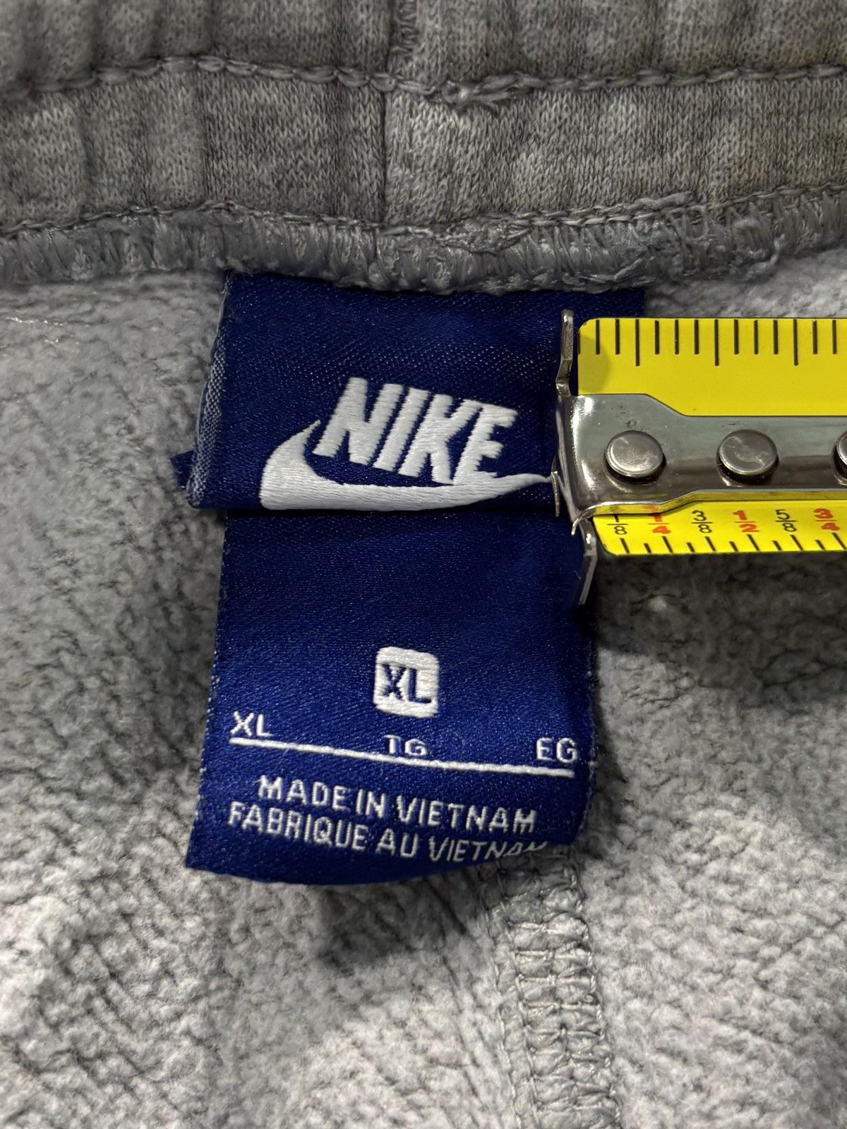 Nike Jogger Pants Mens XL Gray Fleece Elastic Waist Tapered Athletic Pockets