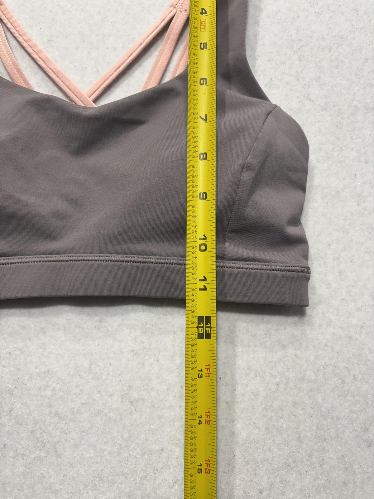 Lululemon Sports Bra Womens 4 Gray Pink Strappy Crossback Medium Support Yoga
