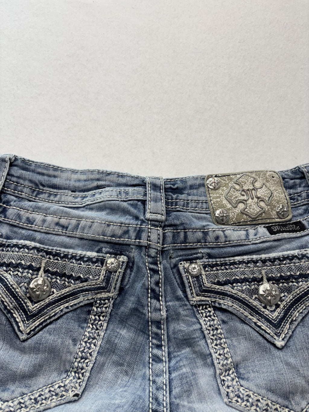 Miss Me Signature Shorts Womens 24 Blue Cut Off Raw Hem Embroidered Denim