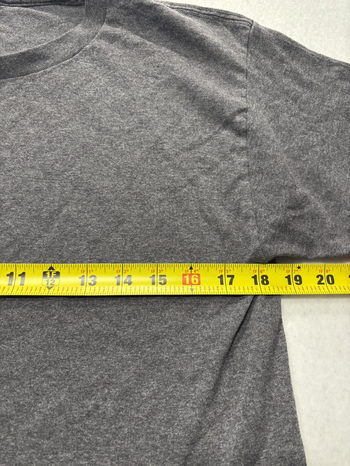 Shirt Mens Medium Gray Crew Neck Short Sleeve Tee Basic Casual Lightweight