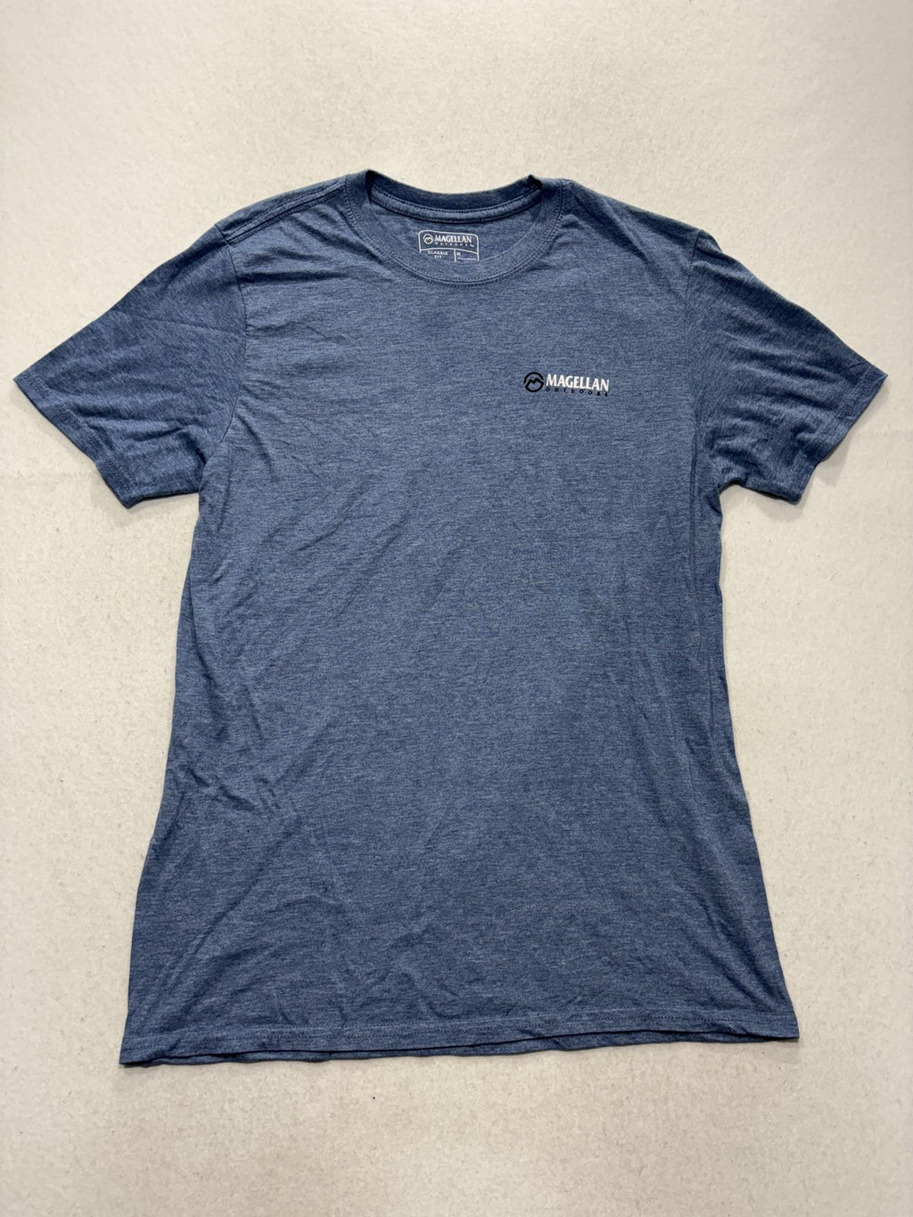 Magellan Outdoors Shirt Mens Medium Blue Hunting Dog Sunset Outdoor Graphic Tee