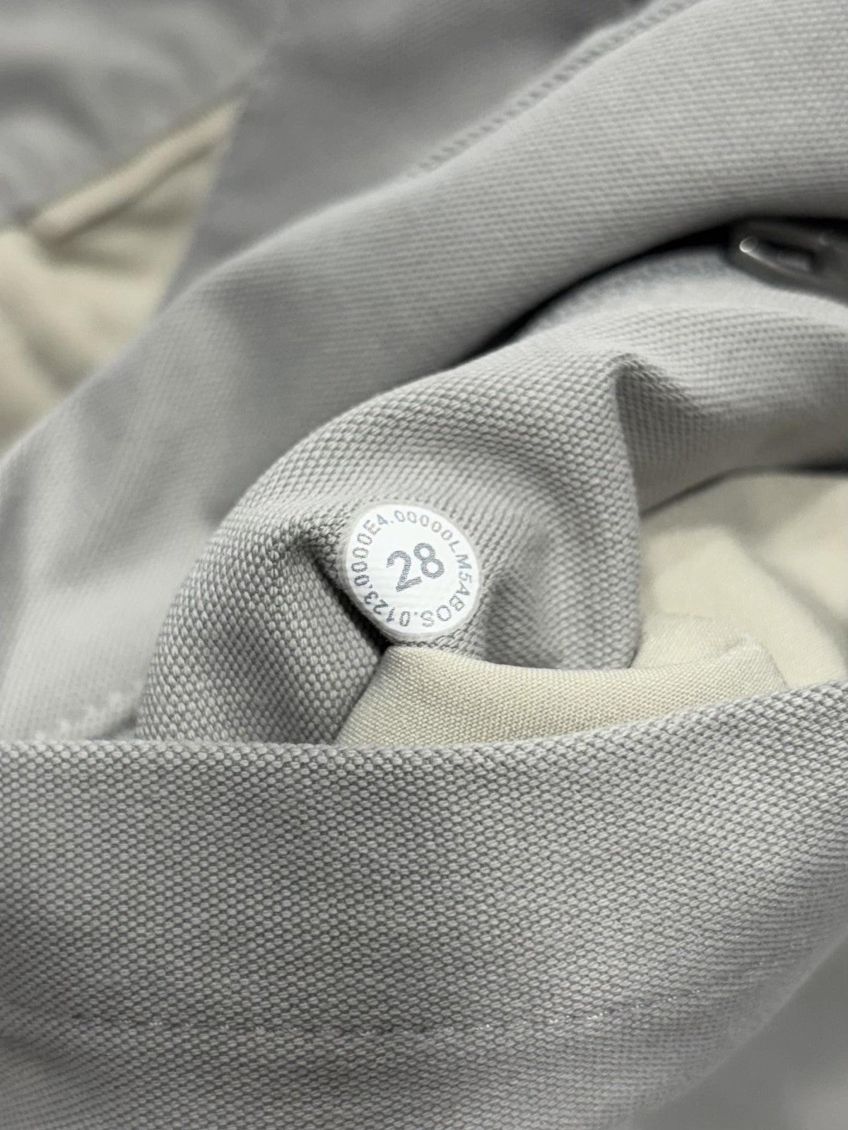 Lululemon Chino Pants Mens 28x30 Gray Slim Straight Stretch Casual Outdoor