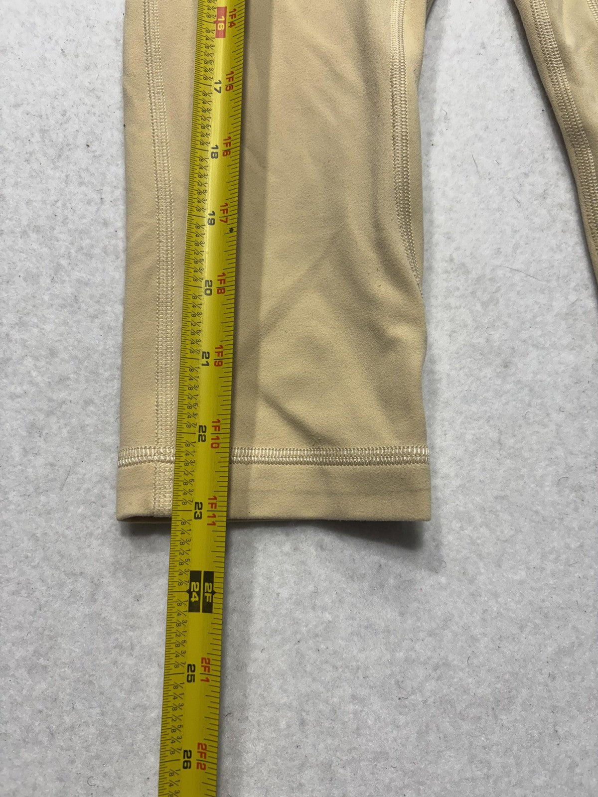 Lululemon Leggings Womens 6 Beige High Rise 21" Inseam Cropped Yoga Stretch