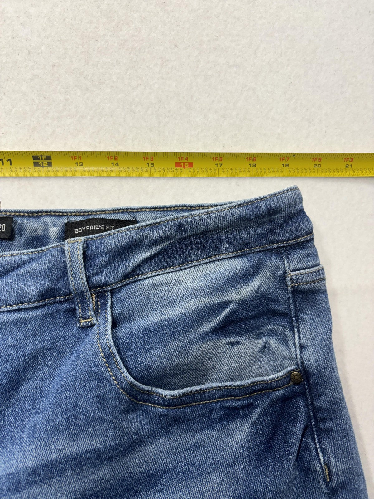 Lucky & Blessed Jeans Womens 20 Blue High Rise Boyfriend Crop Distressed 38x26