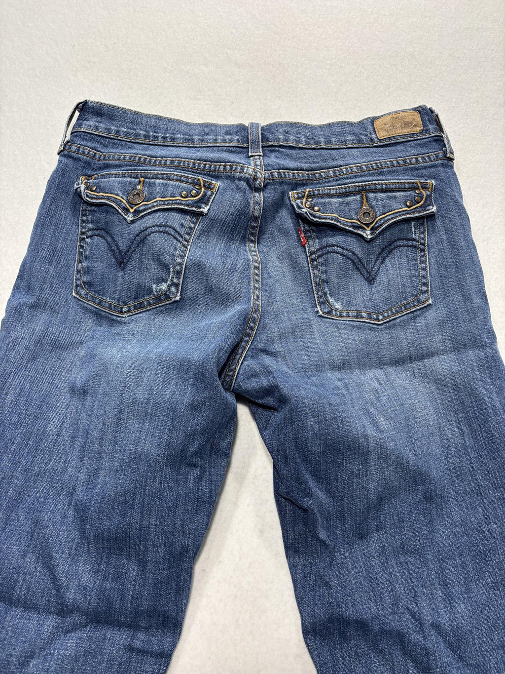 Levi's 515 Boot Cut Jeans Womens 8 Blue Medium Wash Mid Rise Slim Stretch 32x31