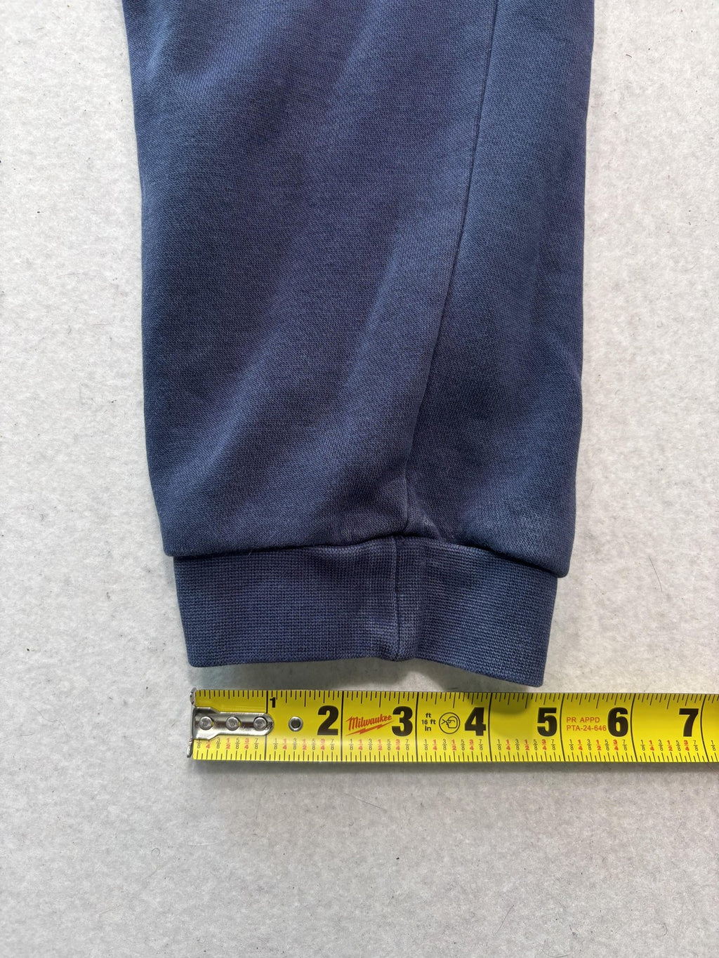 Nike Mens Large Blue Fleece Jogger Pants Elastic Waist Tapered Athletic RN56323
